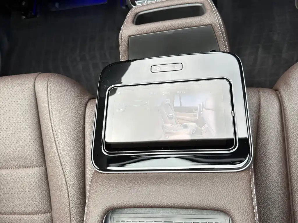 Mercedes-Benz GLS 2024 — фото 10