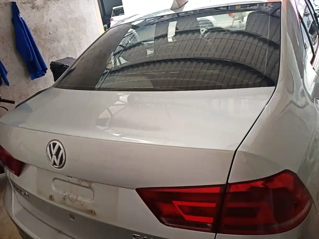 Volkswagen Santana 2015