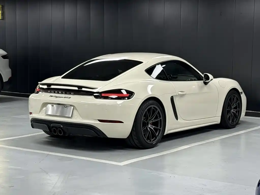 Porsche 718 2018 — фото 10