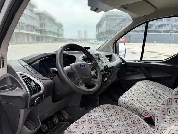 Ford Transit 2017