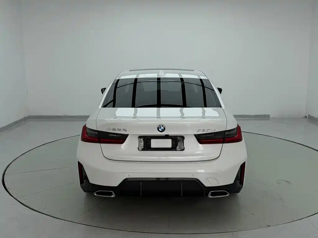 BMW 3 Series 2023