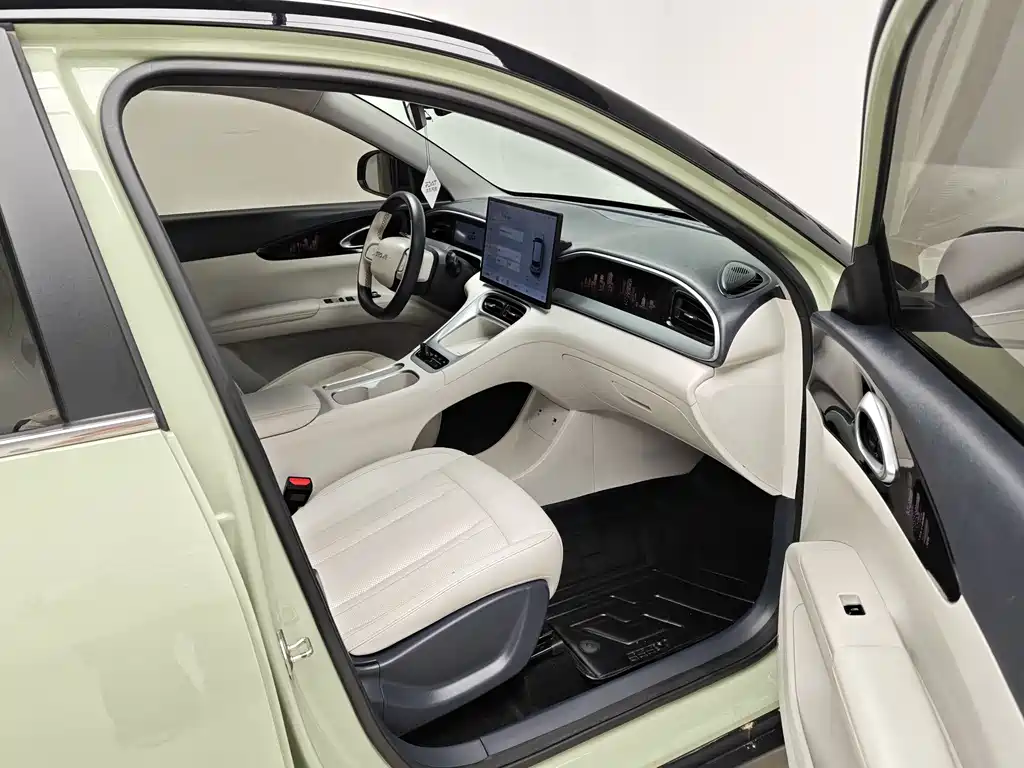 Geely Galaxy Starwish 2024 — фото 15