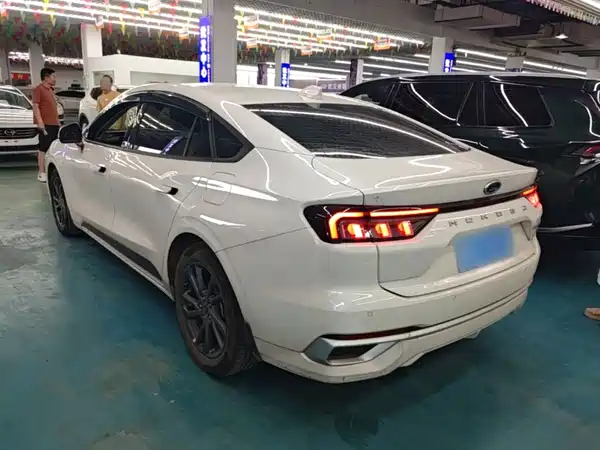 Ford Mondeo 2024