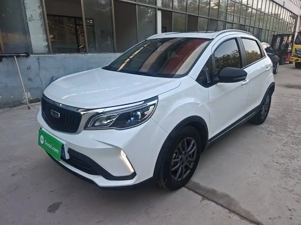 Geely Vision X3 2021 — фото 1