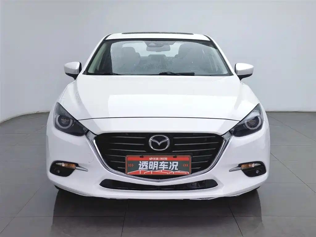 Mazda 3 Axela 2018 — фото 3