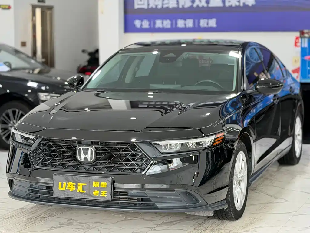 Honda Accord 2024 — фото 1