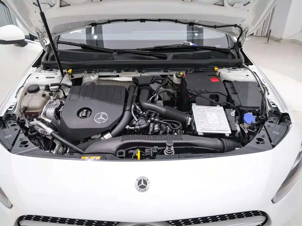 Mercedes-Benz A-Class 2022 — фото 24