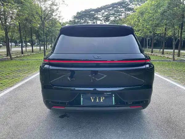 Li Auto L8 2023