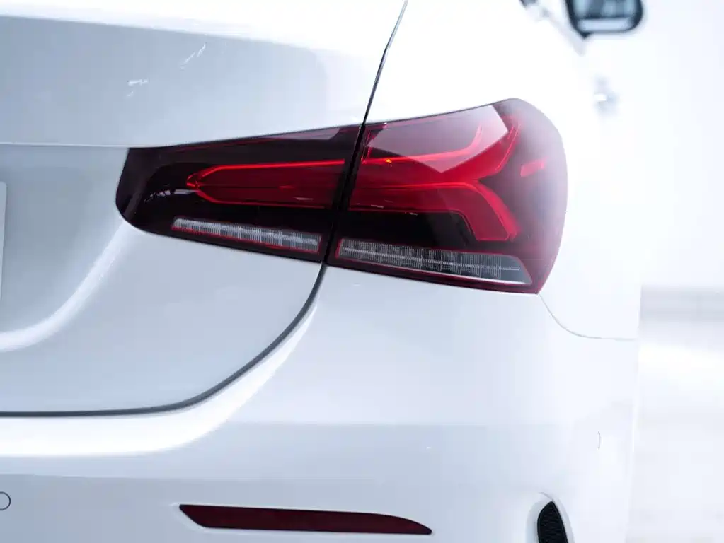 Mercedes-Benz A-Class 2022 — фото 21