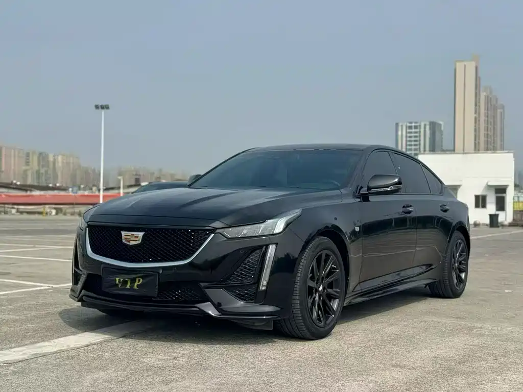 Cadillac CT5 2023 — фото 1
