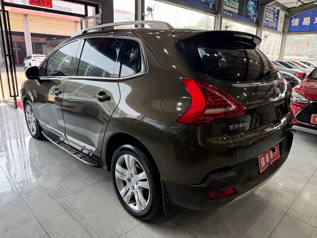 Peugeot 3008 2014 — фото 12