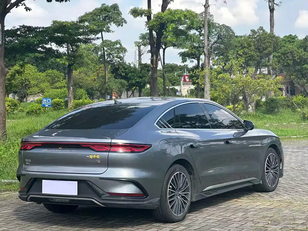 BYD Han 2022 — фото 10