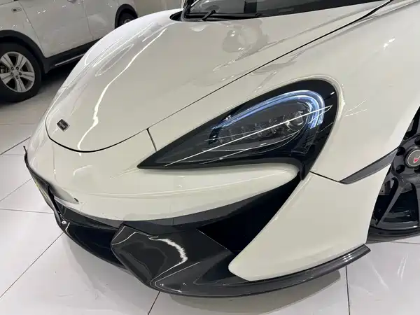 McLaren 570 2015