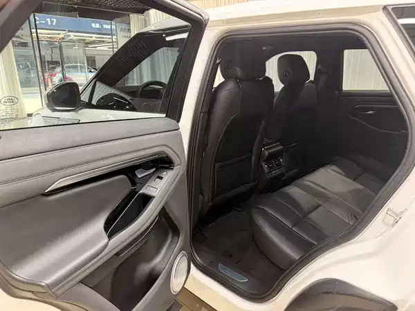 Land Rover Range Rover Evoque 2021