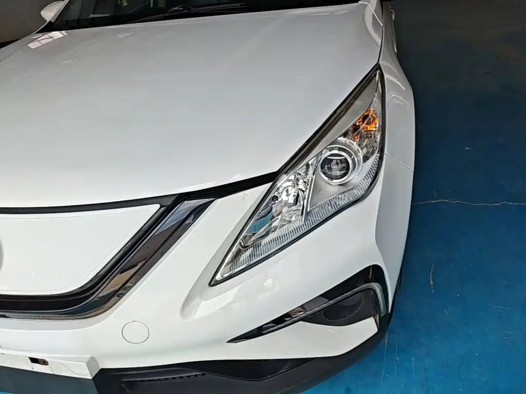 Dongfeng Fengxing S50EV 2022 — фото 24