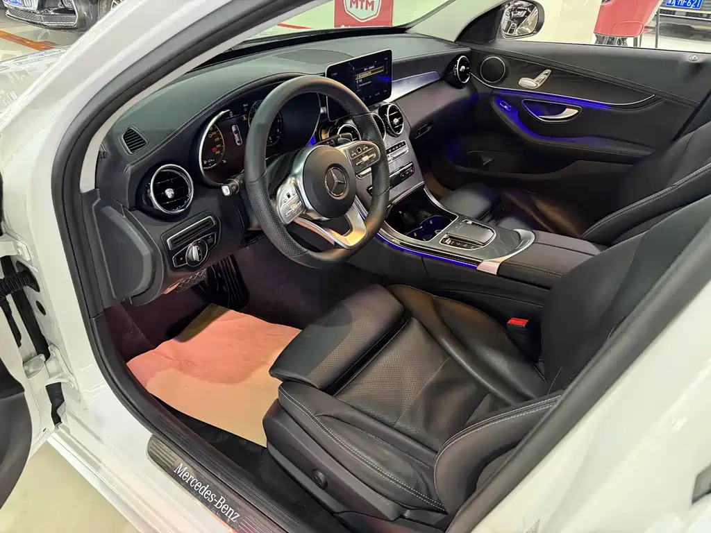 Mercedes-Benz C-Class 2020 — фото 9