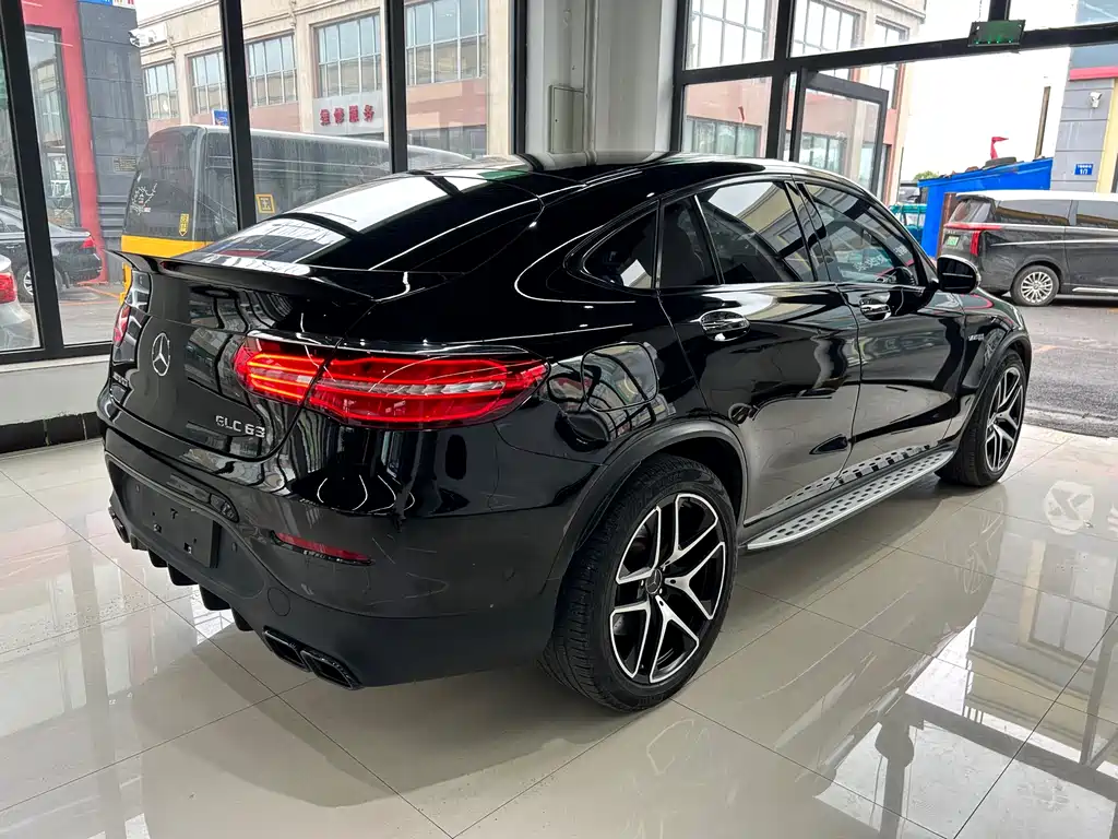 Mercedes-Benz GLC Coupe AMG 2019 — фото 7