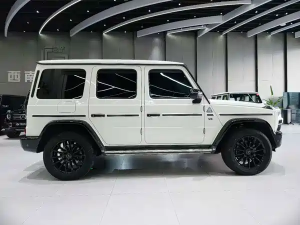 Mercedes-Benz G-Class 2023