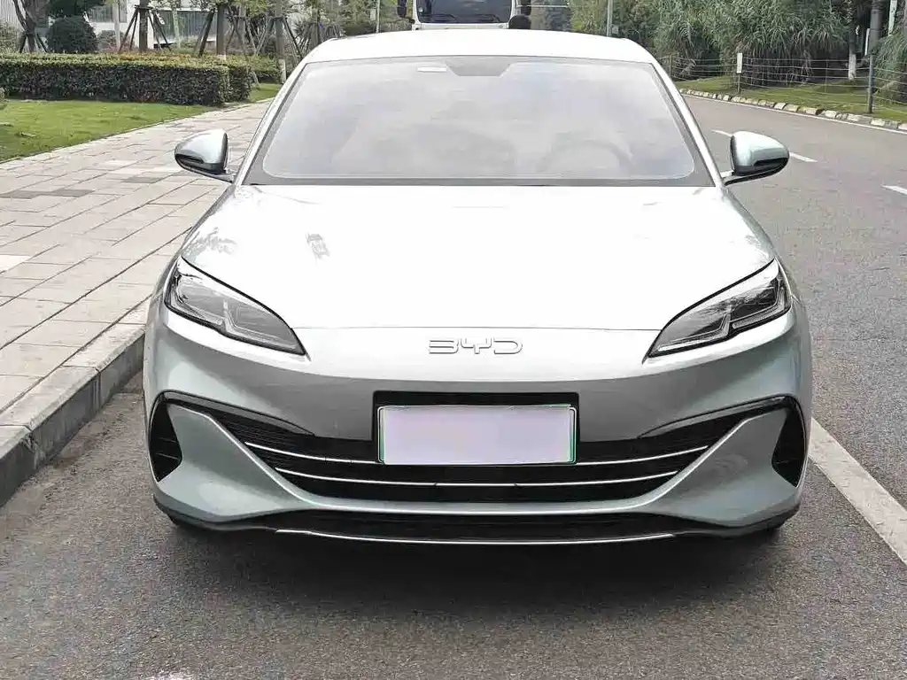 BYD Seal 06 2025