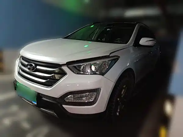 Hyundai Santa Fe 2016
