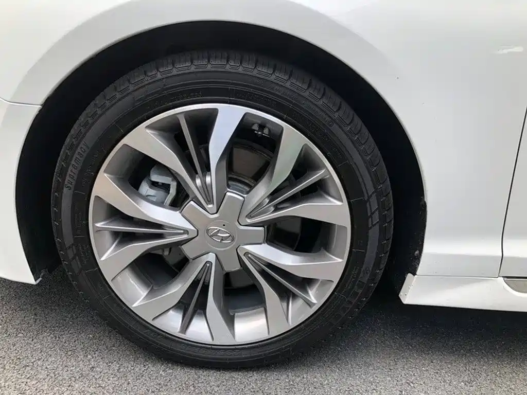 Hyundai Sonata 2015 — фото 15