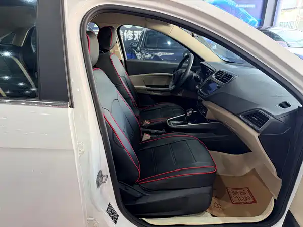 Ford Escort 2015
