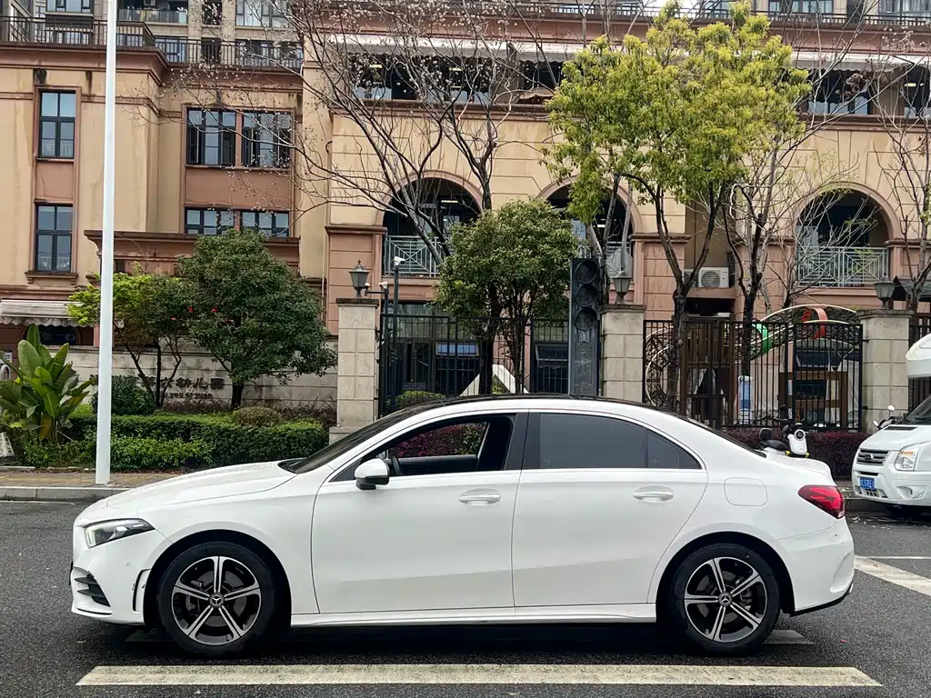 Mercedes-Benz A-Class 2022