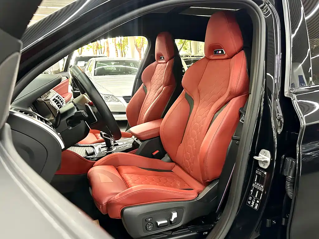 BMW X4 M 2021 — фото 21