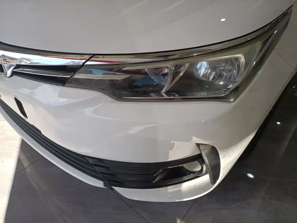 Toyota Corolla 2017 — фото 23