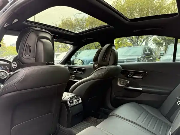 Mercedes-Benz C-Class 2023