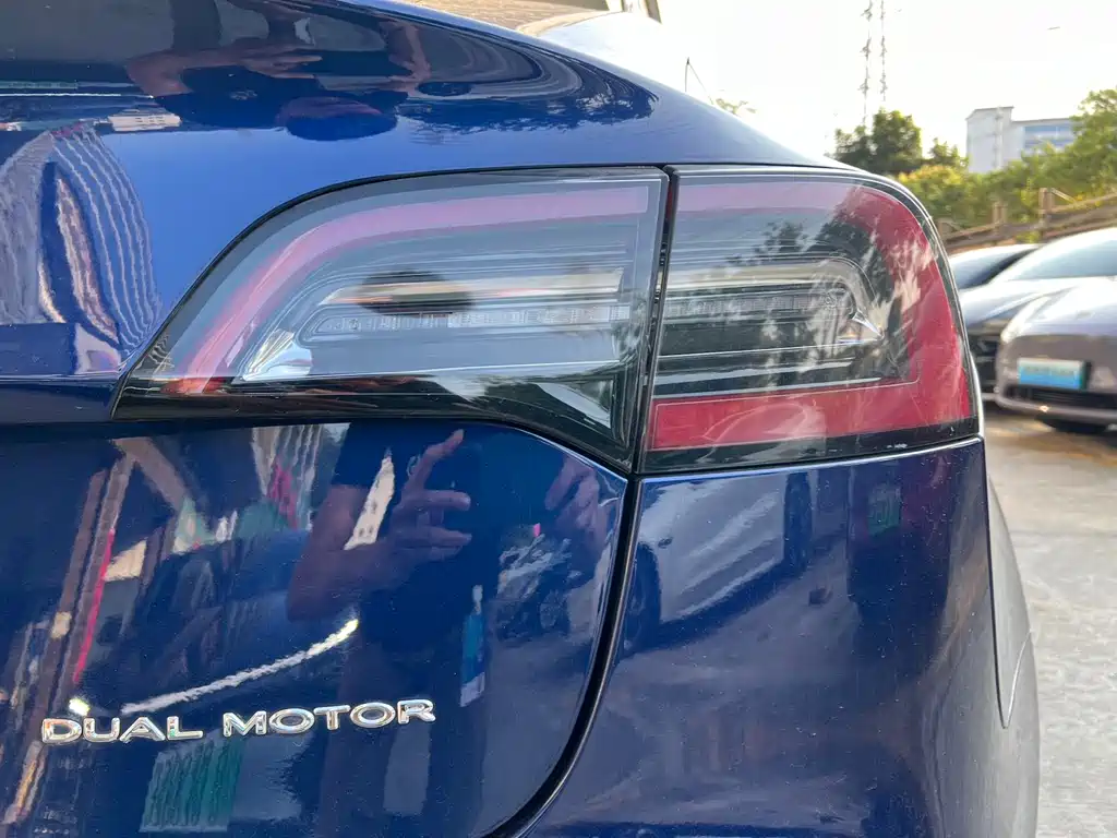 Tesla Model 3 2019 — фото 12