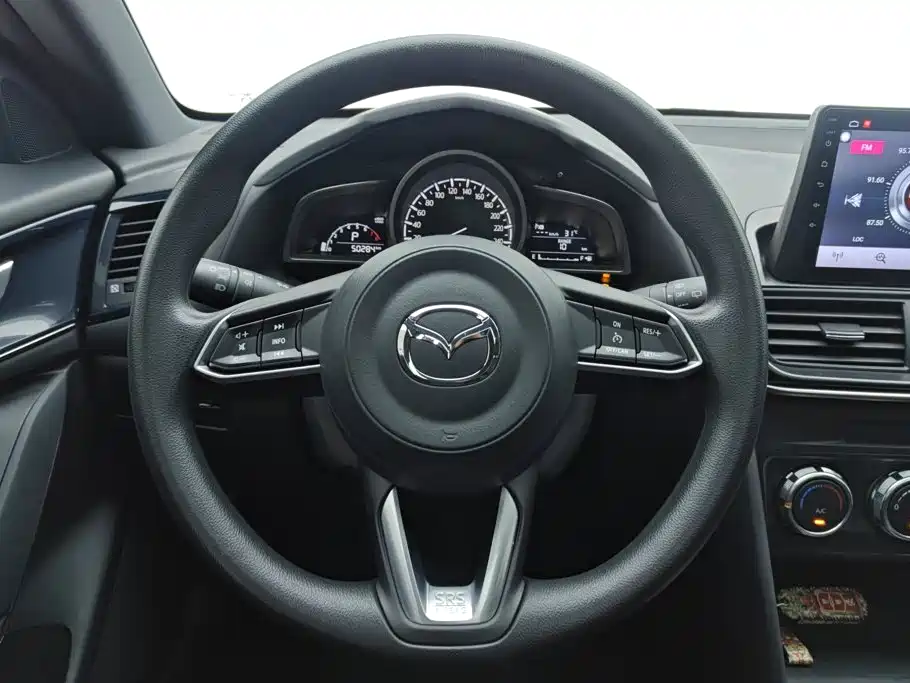 Mazda CX-4 2021 — фото 15