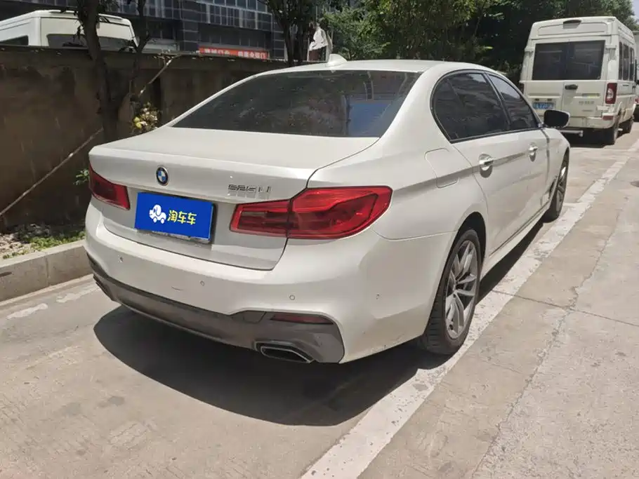BMW 5 Series 2018