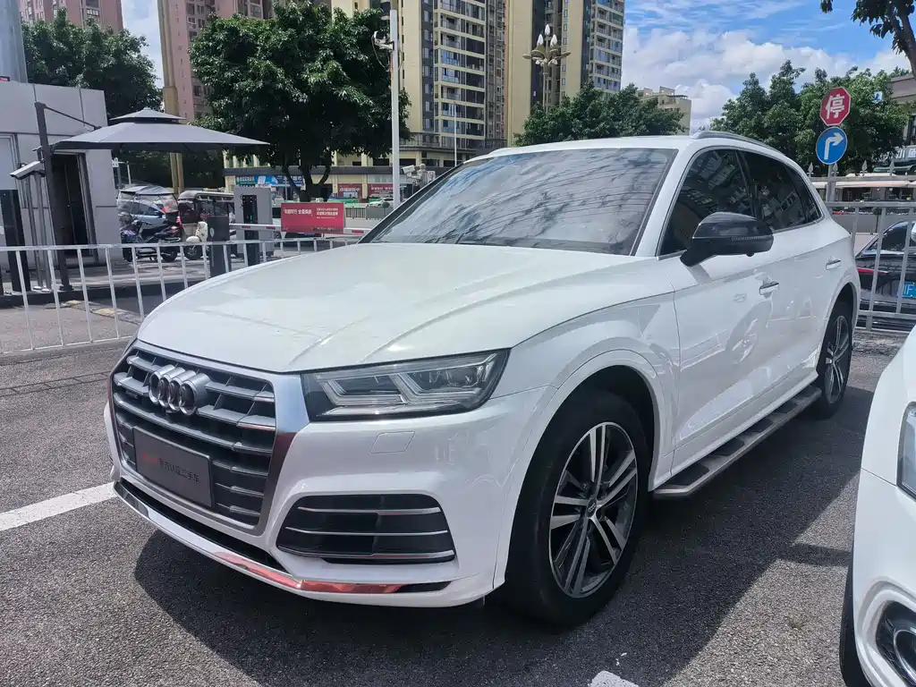Audi Q5L 2019