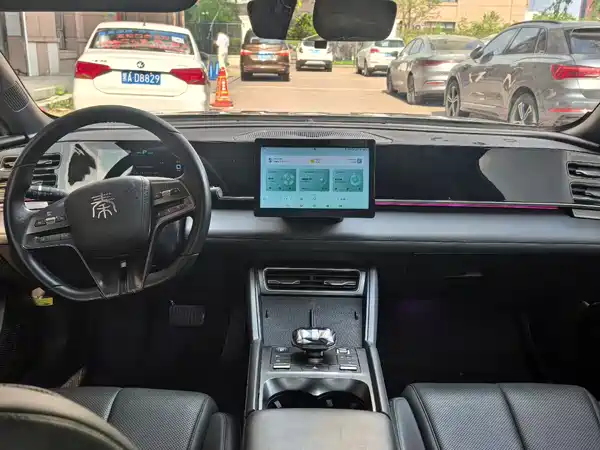 BYD Qin L 2024