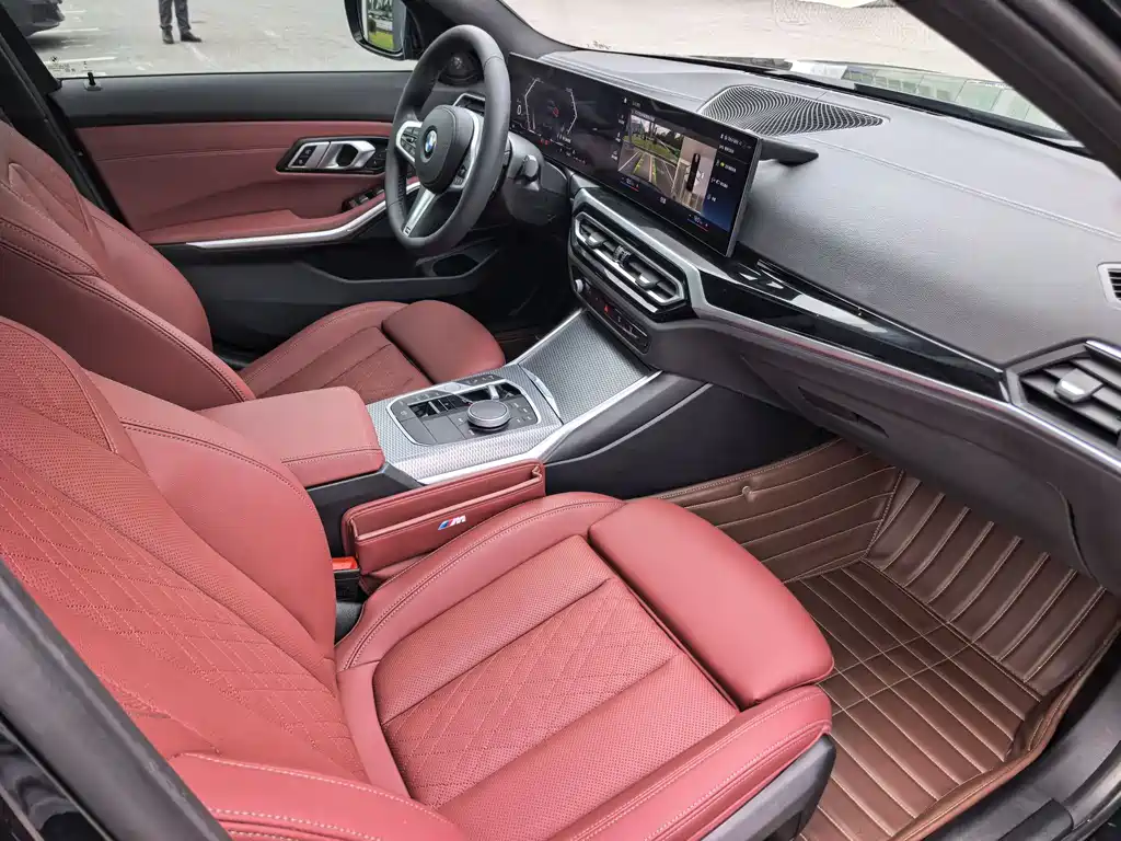 BMW 3 Series 2023 — фото 19