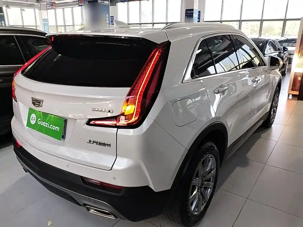 Cadillac XT4 2020 — фото 7