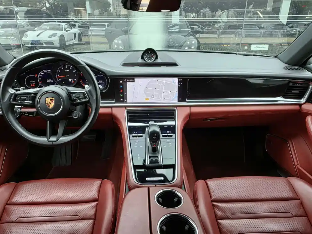 Porsche Panamera 2022
