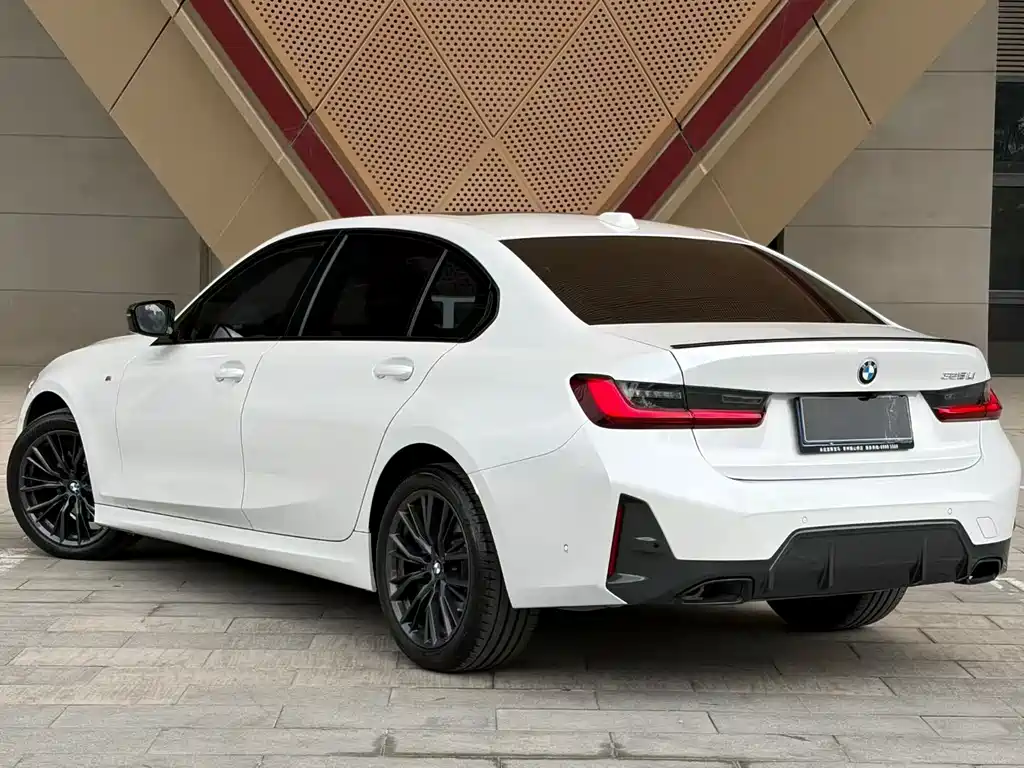 BMW 3 Series 2024