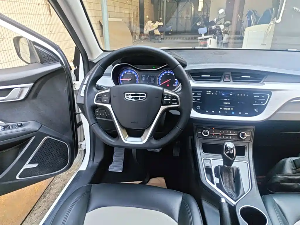 Geely Vision 2020 — фото 13