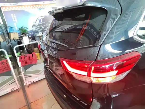 Toyota Highlander 2021
