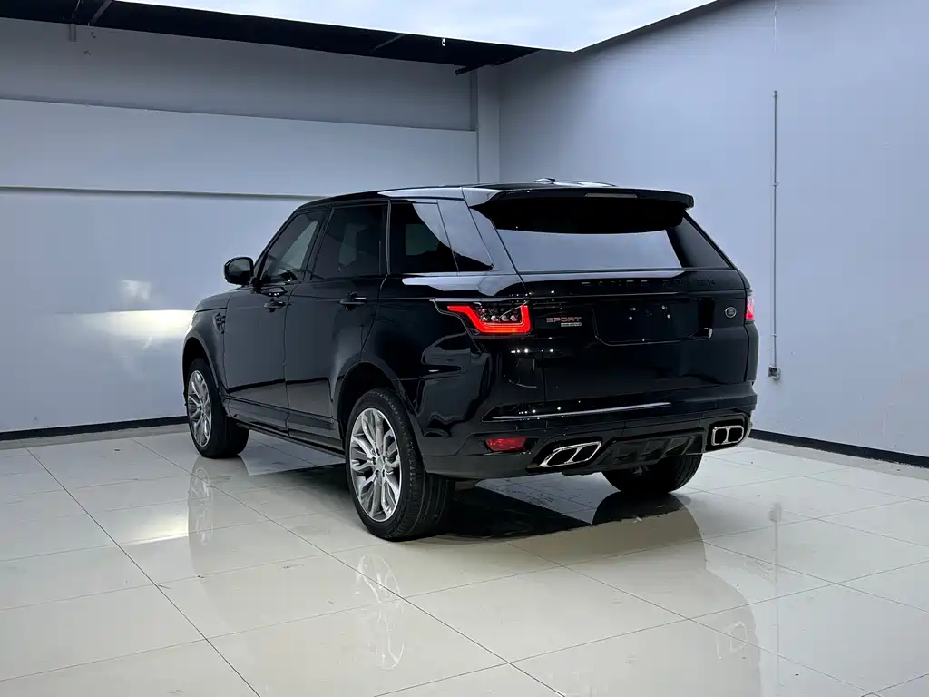Land Rover Range Rover Sport 2016 — фото 15