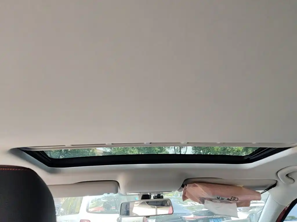 Skoda Rapid Spaceback 2018 — фото 25