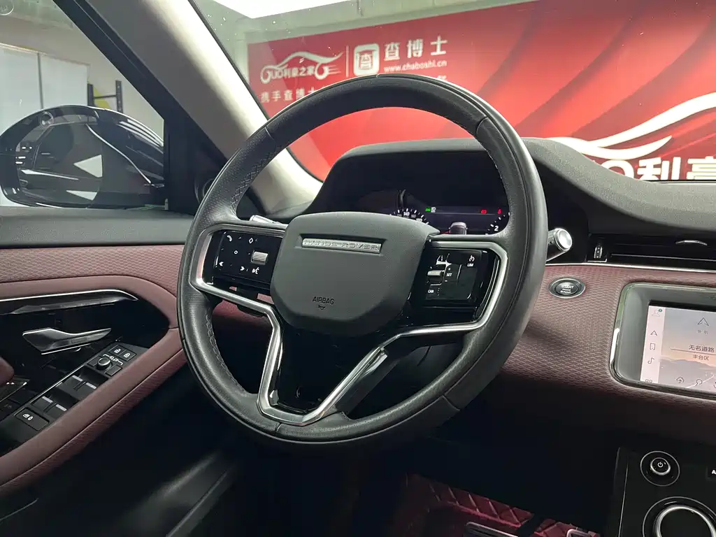 Land Rover Evoque 2022 — фото 15