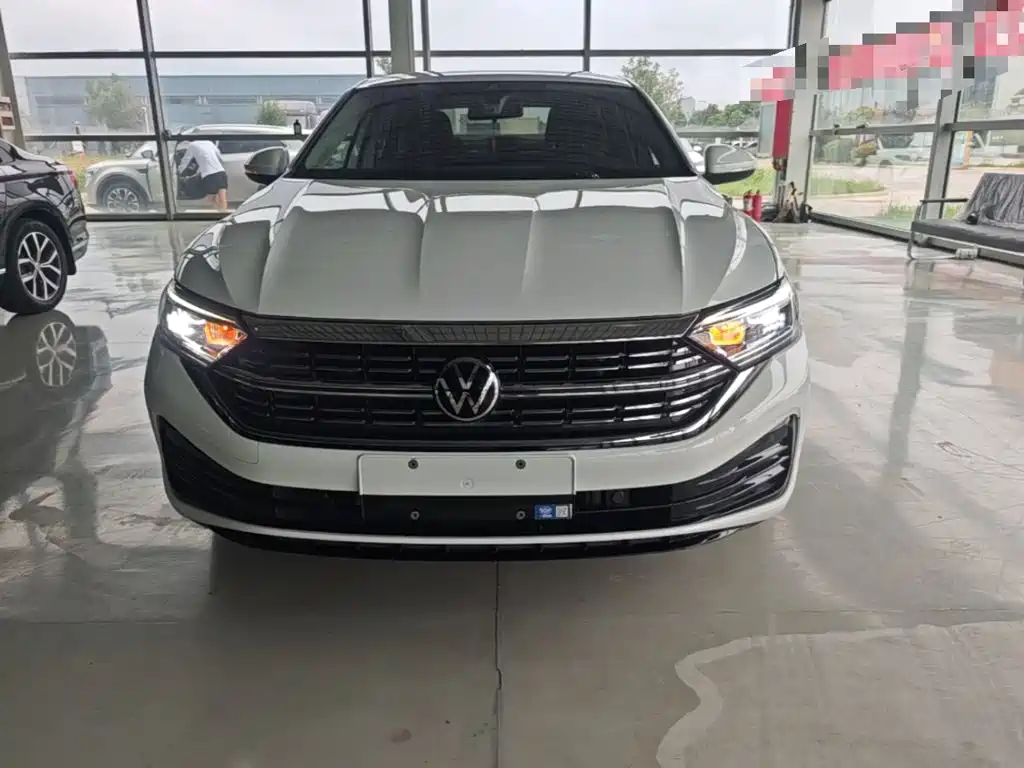Volkswagen Sagitar 2023