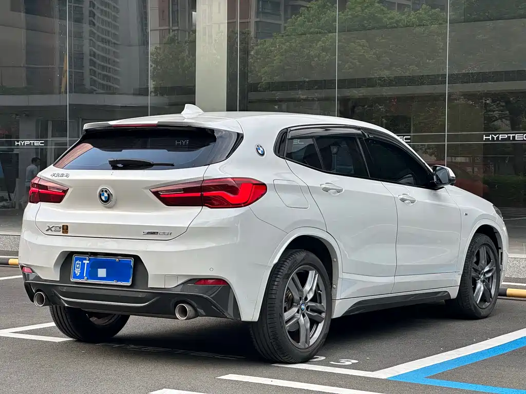 BMW X2 2021