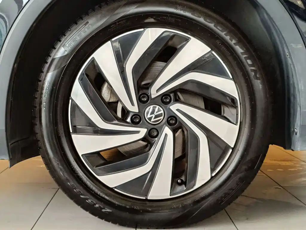 Volkswagen Tiguan L 2022