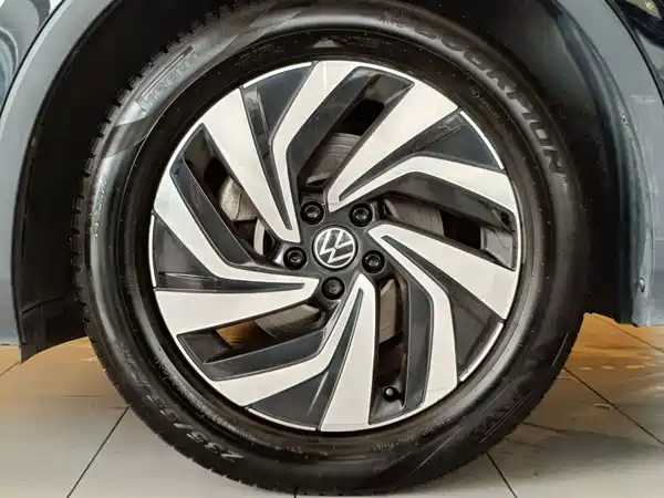 Volkswagen Tiguan L 2022