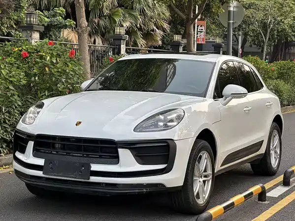 Porsche Macan 2022