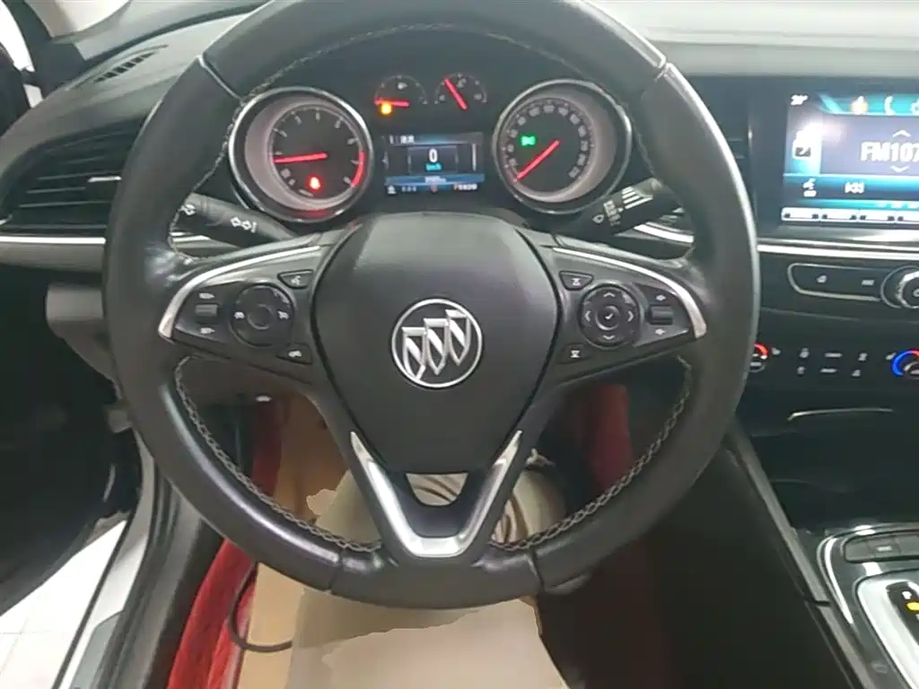 Buick Regal 2019 — фото 11